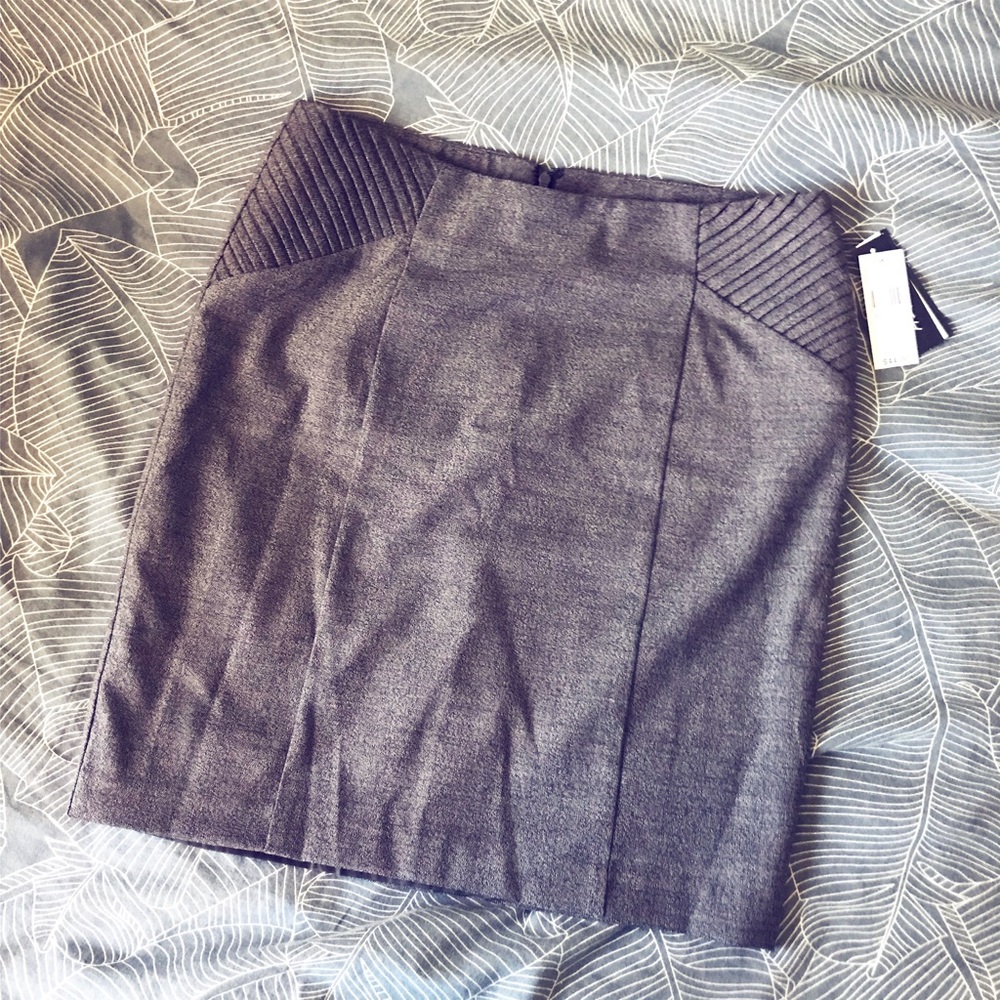 NWT AB Studio Pencil Skirt with Hip Detail